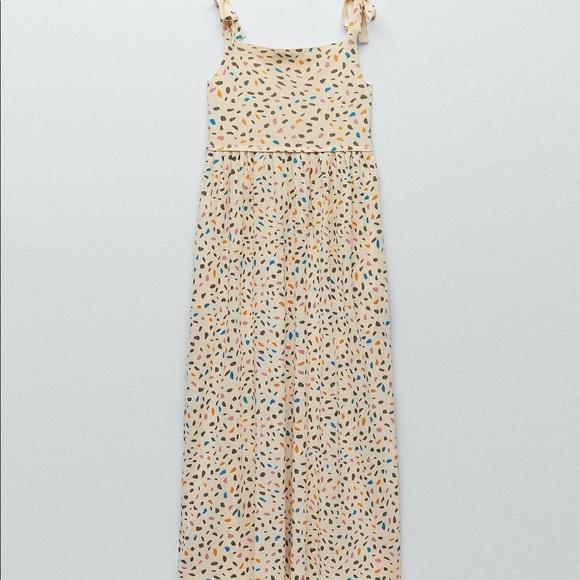 NWT. Zara Cream Printed Knit Midi Dress. Size S. - Picture 8 of 12